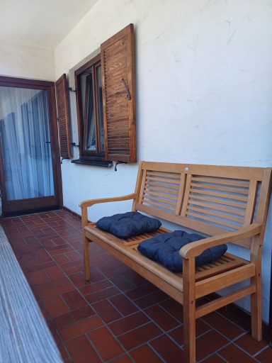 Balkon mit Bergblick - Sonnig